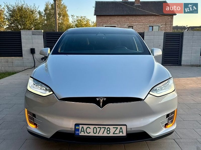Позашляховик / Кросовер Tesla Model X 2018 в Львові фото 43 Позашляховик / Кросовер Tesla Model X 2018 в Львові