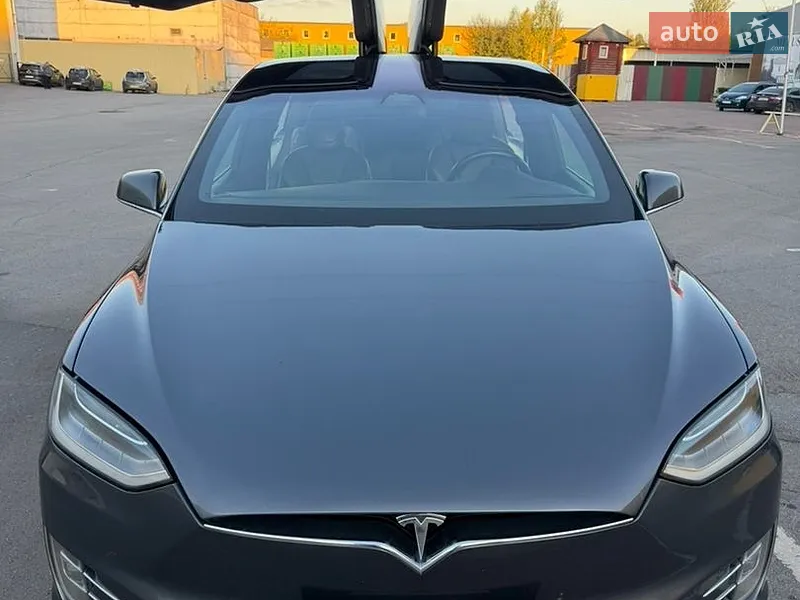 Tesla Model X 2016