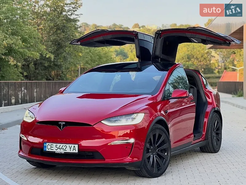 Tesla Model X 2022