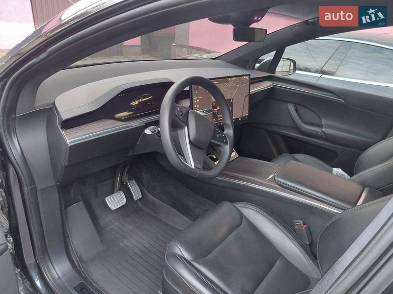Позашляховик / Кросовер Tesla Model X 2024 в Ромнах