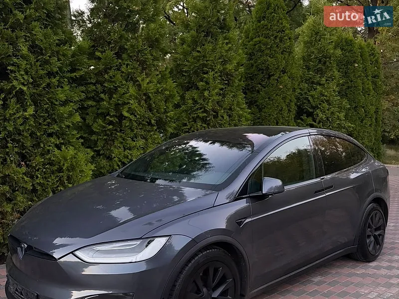 Tesla Model X