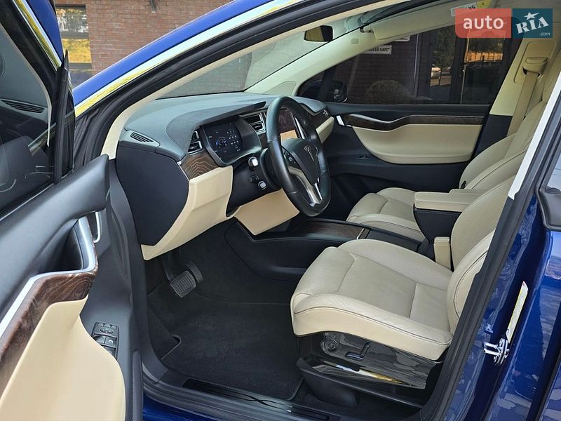 Внедорожник / Кроссовер Tesla Model X 2016 в Харькове фото 12 Внедорожник / Кроссовер Tesla Model X 2016 в Харькове