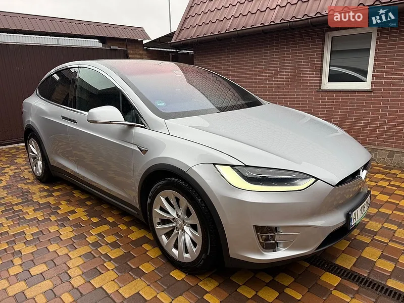 Tesla Model X