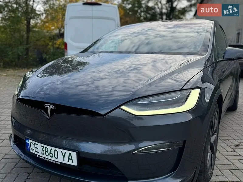 Tesla Model X