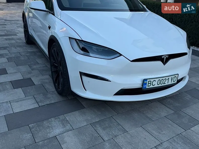 Tesla Model X
