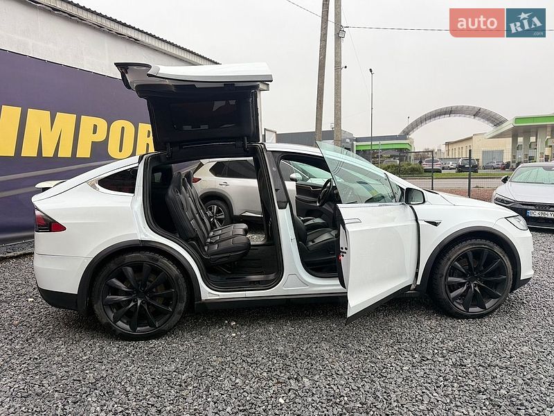 Позашляховик / Кросовер Tesla Model X 2019 в Стрию фото 14 Позашляховик / Кросовер Tesla Model X 2019 в Стрию