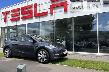 Внедорожник / Кроссовер Tesla Model Y 2020 в Киеве