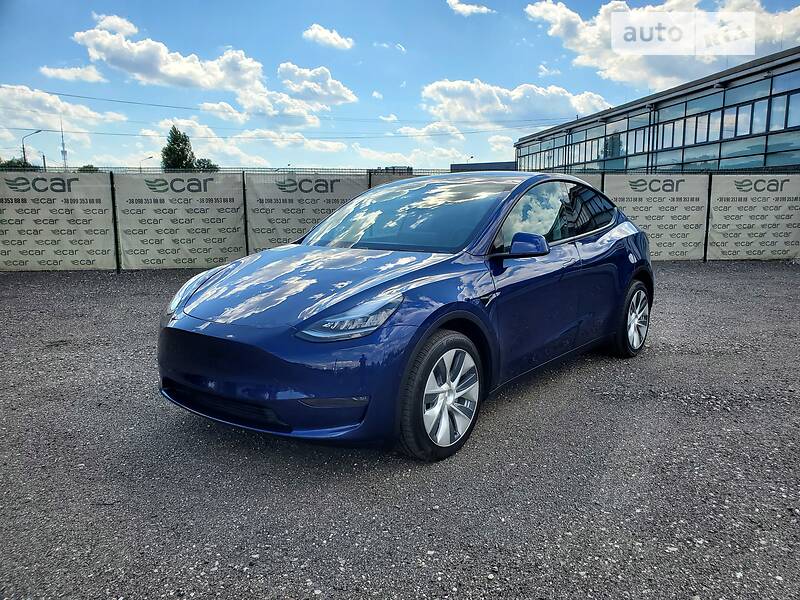 Внедорожник / Кроссовер Tesla Model Y 2020 в Киеве