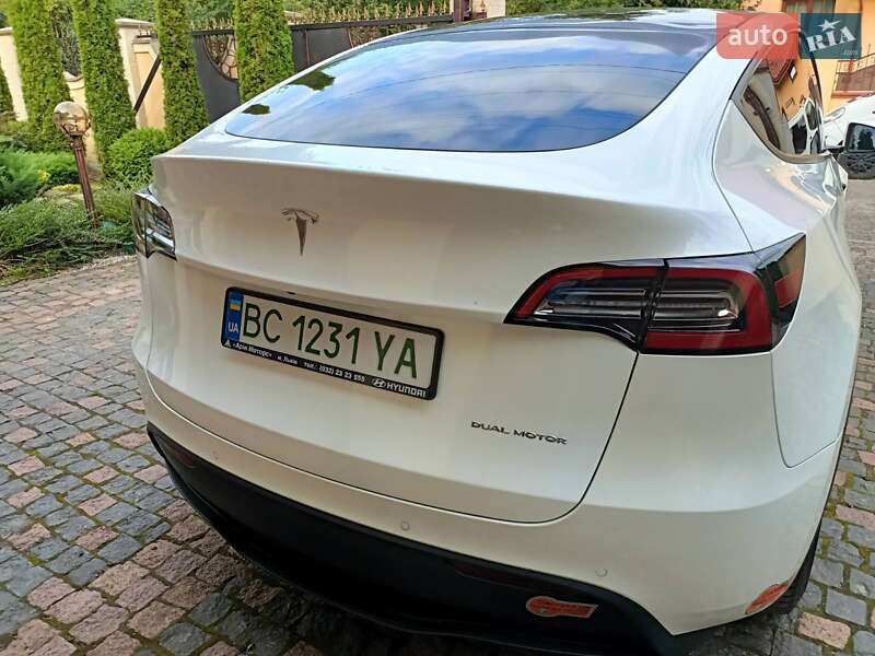 Внедорожник / Кроссовер Tesla Model Y 2020 в Львове