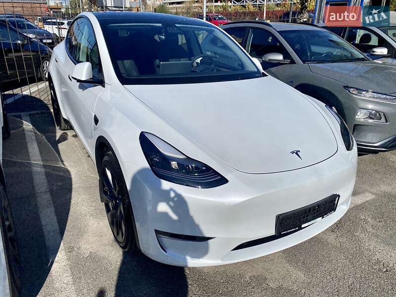 Внедорожник / Кроссовер Tesla Model Y 2022 в Киеве
