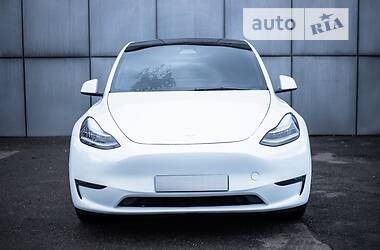 Внедорожник / Кроссовер Tesla Model Y 2020 в Киеве