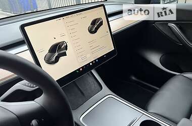 Внедорожник / Кроссовер Tesla Model Y 2022 в 