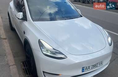 Внедорожник / Кроссовер Tesla Model Y 2021 в Киеве