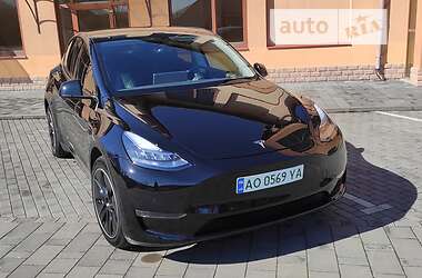 Внедорожник / Кроссовер Tesla Model Y 2021 в Берегово