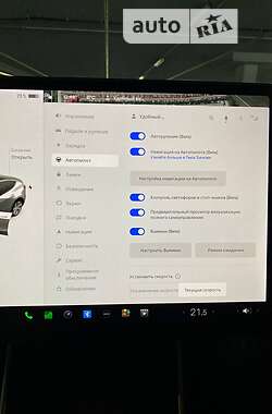 Внедорожник / Кроссовер Tesla Model Y 2020 в 