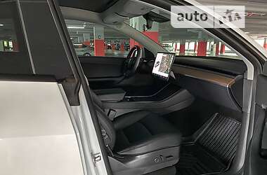 Внедорожник / Кроссовер Tesla Model Y 2020 в 