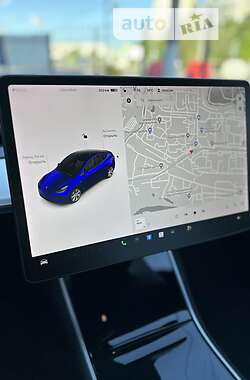 Внедорожник / Кроссовер Tesla Model Y 2020 в 
