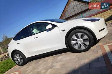 Внедорожник / Кроссовер Tesla Model Y 2020 в 