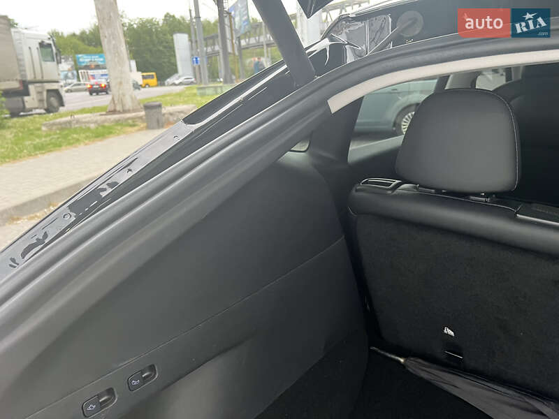 Позашляховик / Кросовер Tesla Model Y 2021 в Тернополі