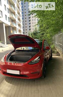 Позашляховик / Кросовер Tesla Model Y 2020 в 