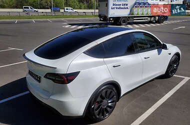 Позашляховик / Кросовер Tesla Model Y 2020 в Києві