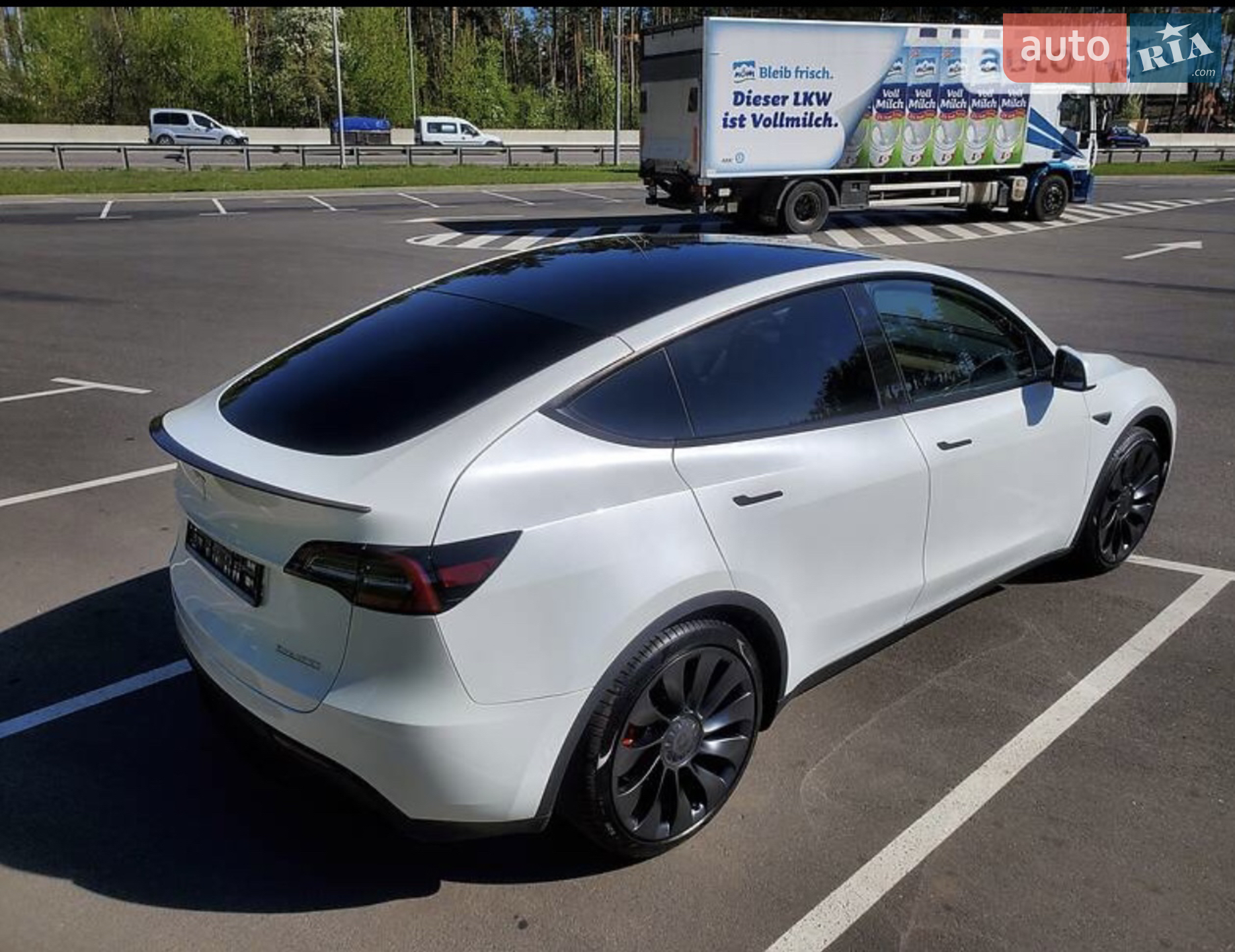 2020 Tesla Model Y - мініатюра 15