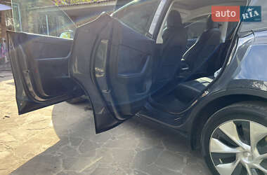 Внедорожник / Кроссовер Tesla Model Y 2022 в Киеве