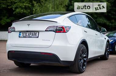 Внедорожник / Кроссовер Tesla Model Y 2020 в 