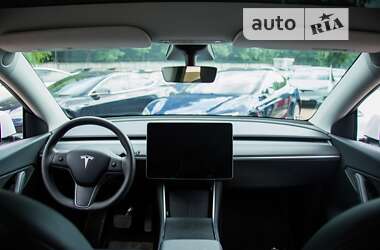 Внедорожник / Кроссовер Tesla Model Y 2020 в 
