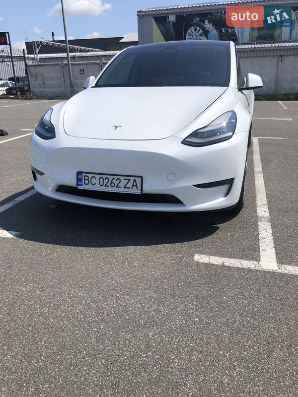 Внедорожник / Кроссовер Tesla Model Y 2020 в Киеве