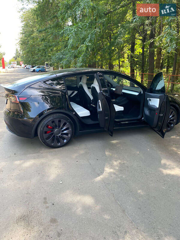 Внедорожник / Кроссовер Tesla Model Y 2021 в Одессе