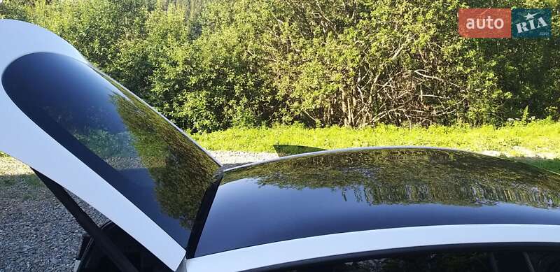 Позашляховик / Кросовер Tesla Model Y 2021 в Стрию