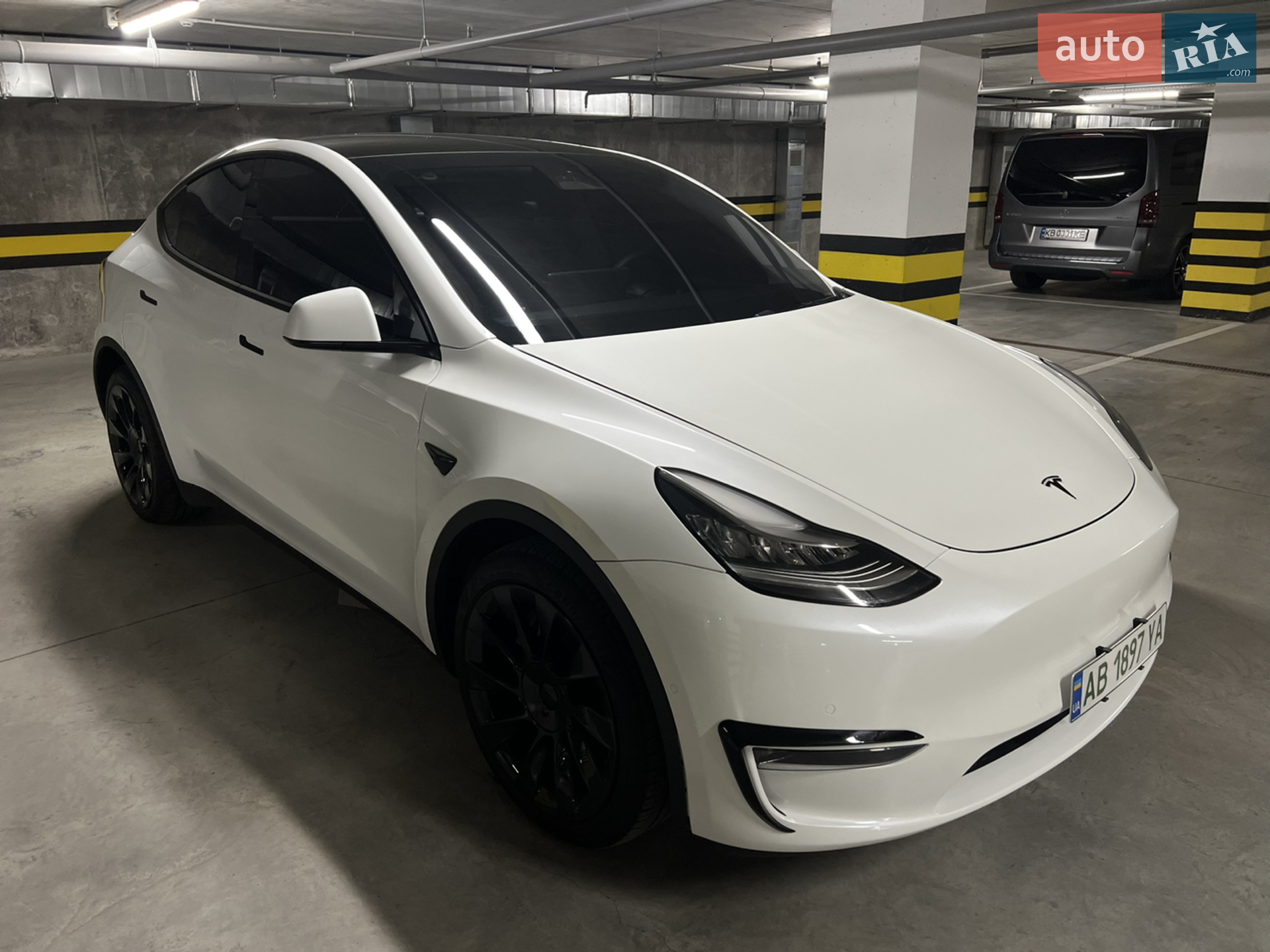 2020 Tesla Model Y - мініатюра 2