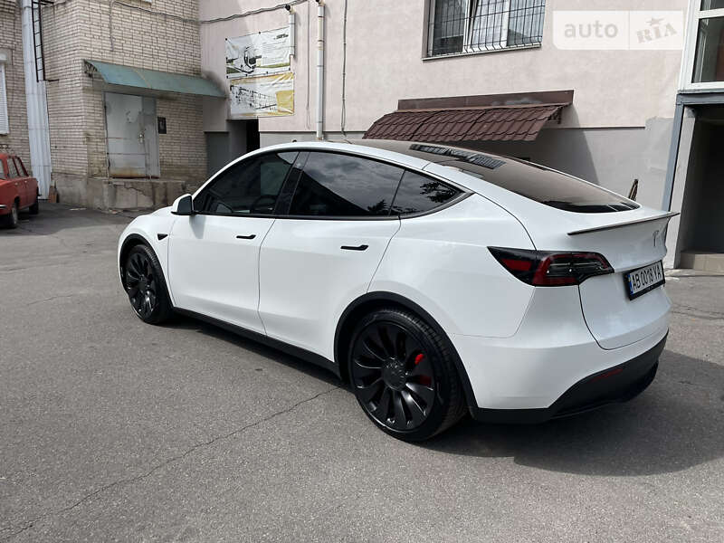 Позашляховик / Кросовер Tesla Model Y 2022 в Вінниці