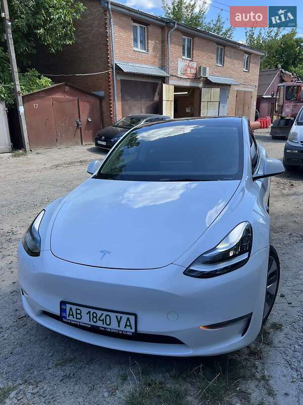 Tesla Model Y 2022