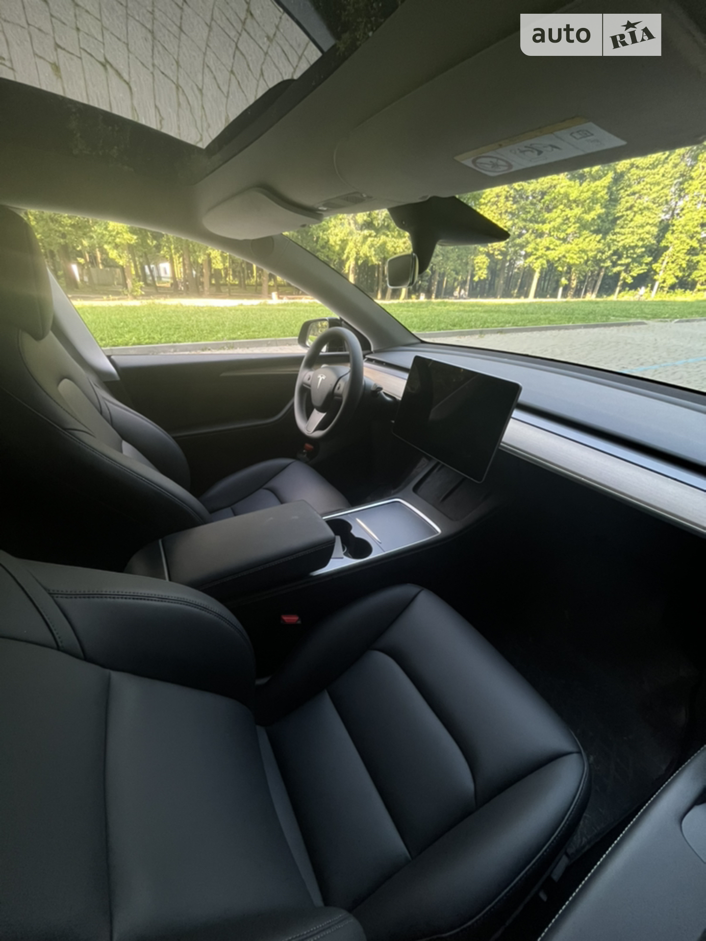 2022 Tesla Model Y - мініатюра 8