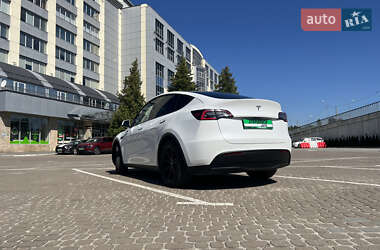 Позашляховик / Кросовер Tesla Model Y 2021 в Львові