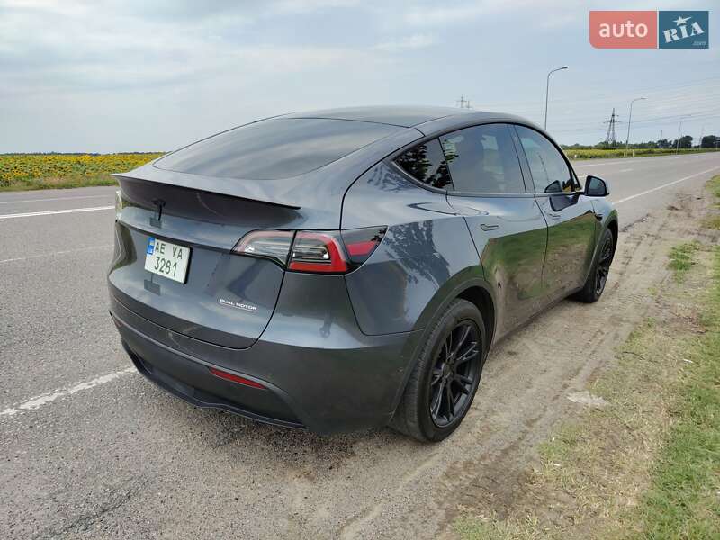 Позашляховик / Кросовер Tesla Model Y 2020 в Дніпрі
