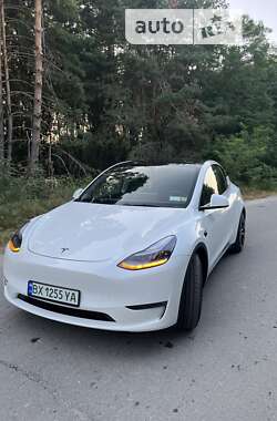 Внедорожник / Кроссовер Tesla Model Y 2022 в 