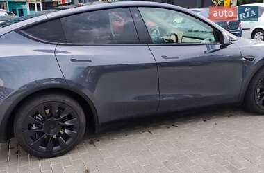Внедорожник / Кроссовер Tesla Model Y 2021 в Ровно