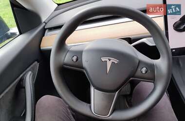 Внедорожник / Кроссовер Tesla Model Y 2021 в Ровно