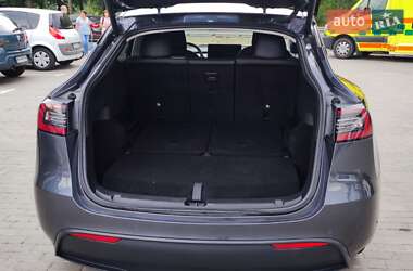 Внедорожник / Кроссовер Tesla Model Y 2021 в Ровно