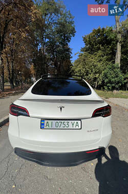 Внедорожник / Кроссовер Tesla Model Y 2022 в Киеве