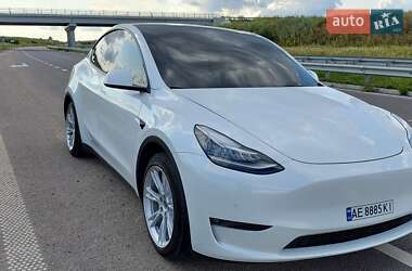 Внедорожник / Кроссовер Tesla Model Y 2021 в 