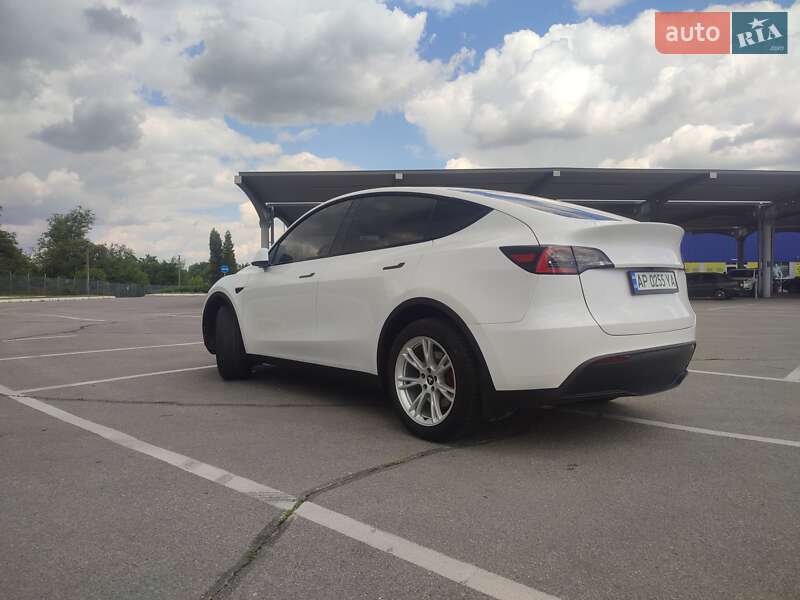 Позашляховик / Кросовер Tesla Model Y 2020 в Запоріжжі