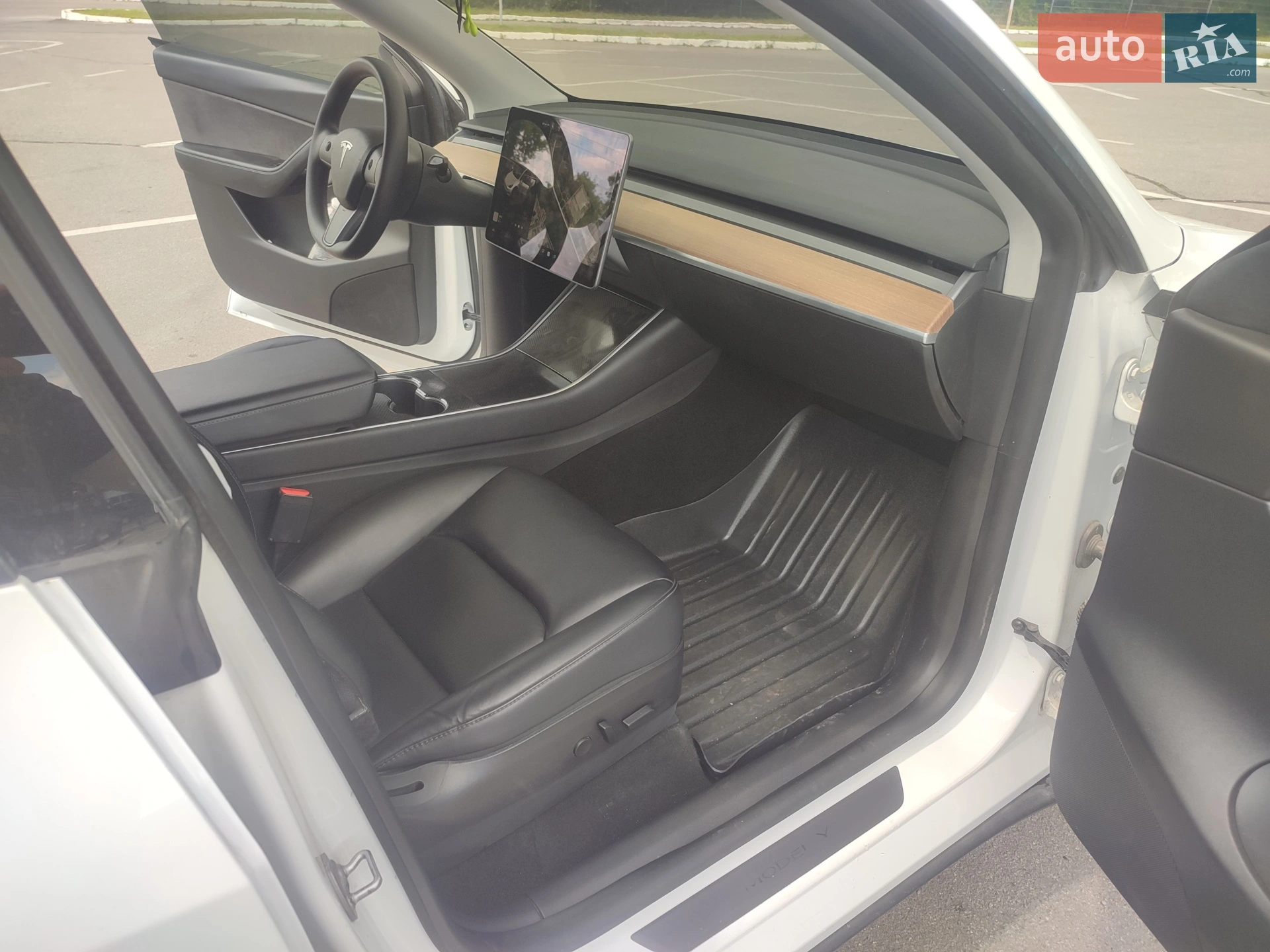 2020 Tesla Model Y - мініатюра 16
