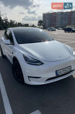 Позашляховик / Кросовер Tesla Model Y 2021 в Києві