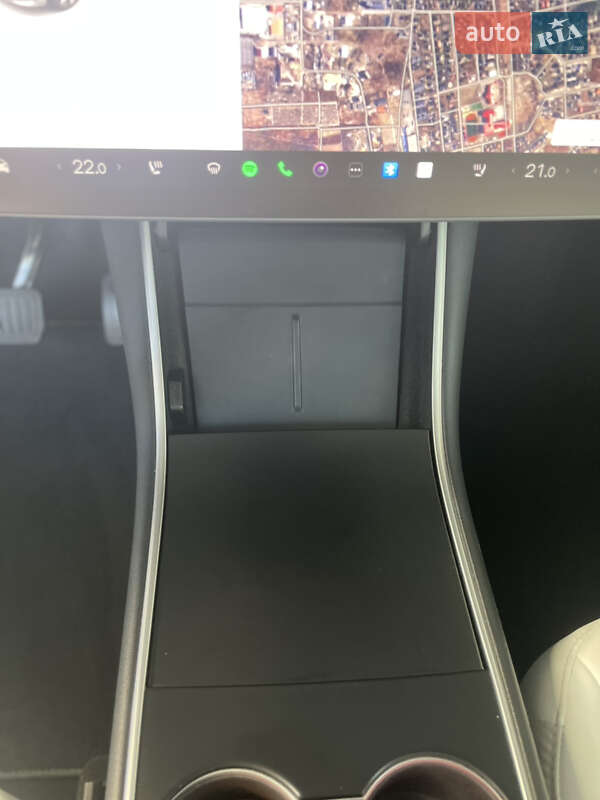 Внедорожник / Кроссовер Tesla Model Y 2021 в Киеве