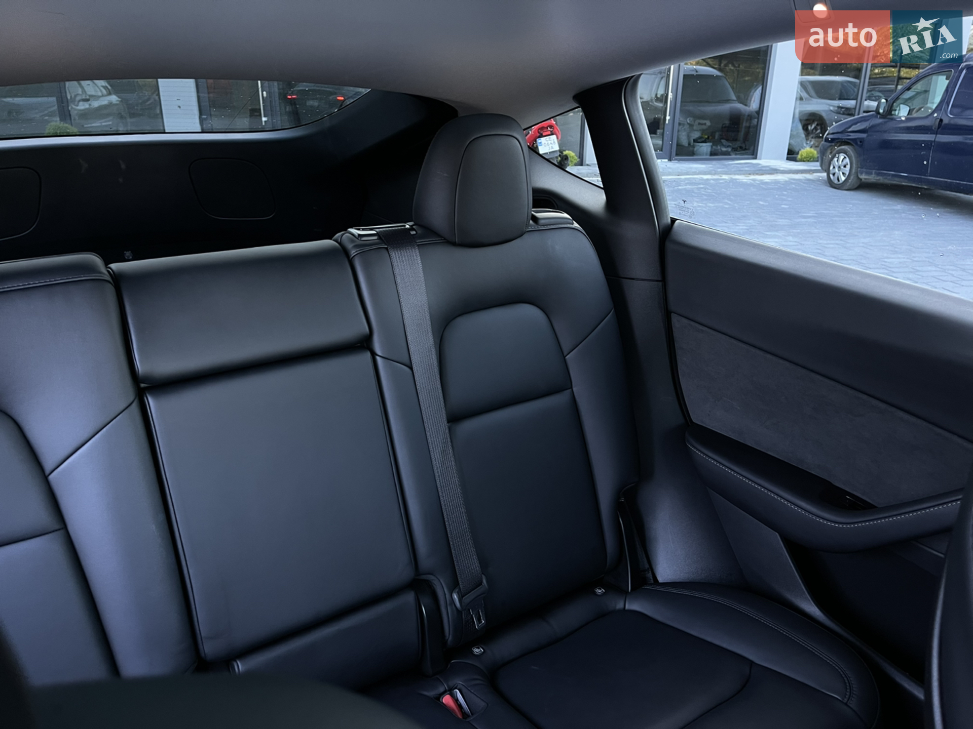 2020 Tesla Model Y - мініатюра 19