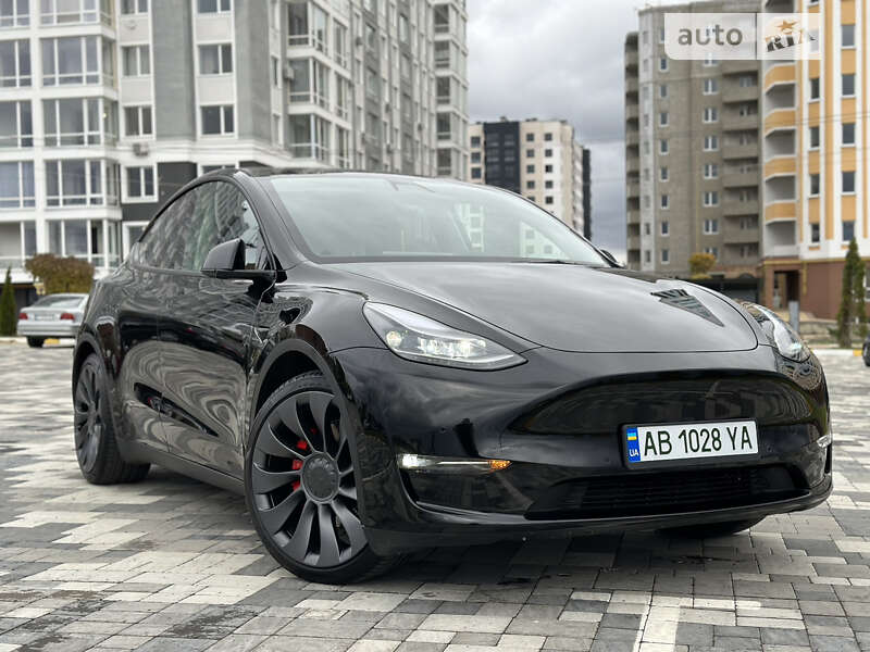 Внедорожник / Кроссовер Tesla Model Y 2022 в 
